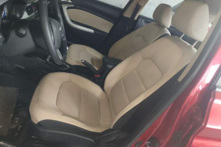 Used Changan Alsvin V7 2015 1.6L Manual Joyride Model China IV Standard
