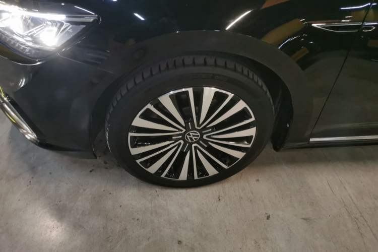 Used Volkswagen Passat 2021 330TSI Luxury Edition
