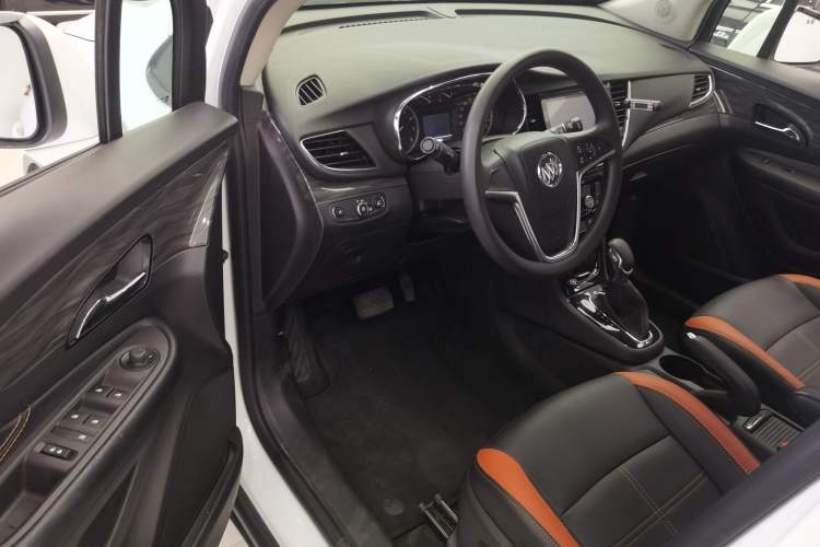 Used Buick Encore 2017 18T Automatic Two-Wheel Drive Urban Leading Model
