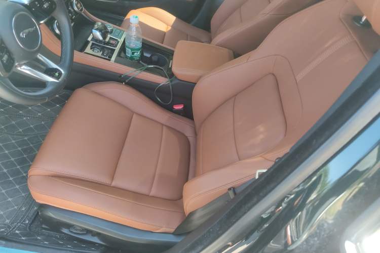 Used Jaguar XFL 2023 XFL 2.0T P250 Two-Wheel-Drive Elite Sport Gold Edition
