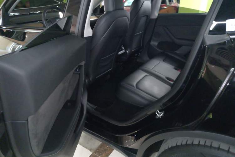 Used Tesla Model Y 2022 Rear-Wheel-Drive Version
