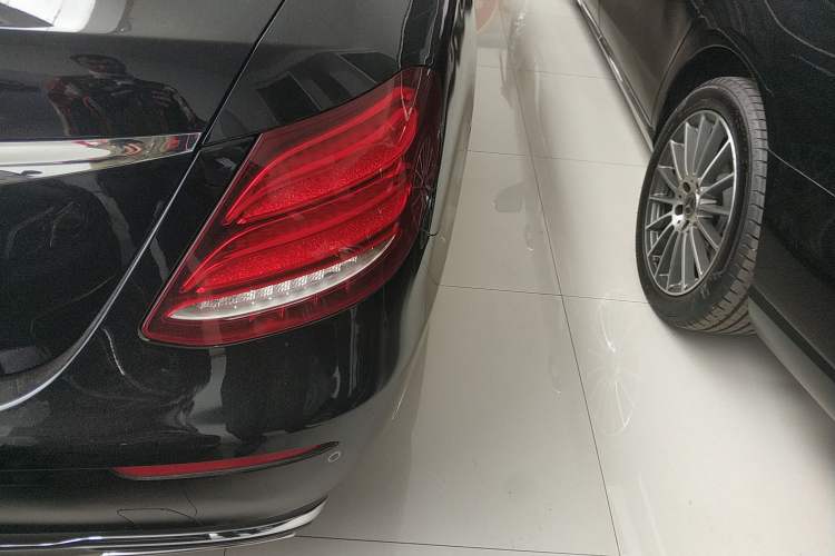 Used Mercedes-Benz E-Class 2020 E 300 L Stylish Model
