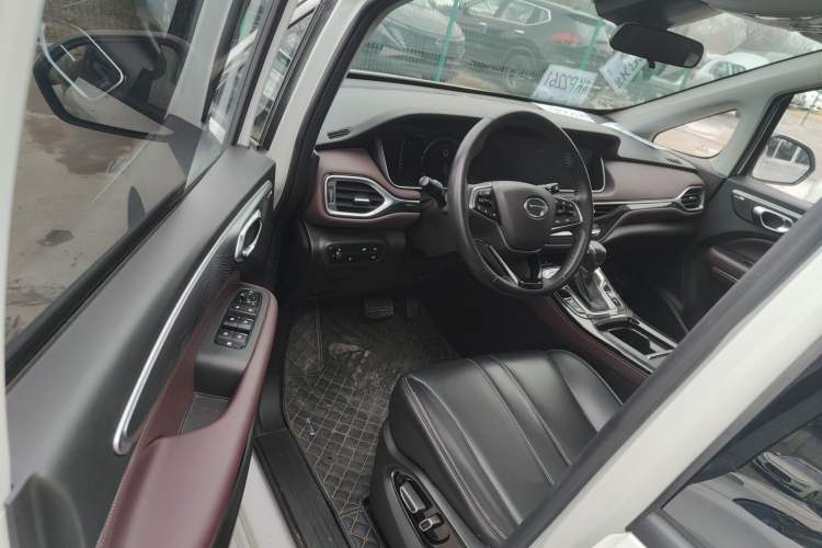 Used GAC Trumpchi M6 2023 PRO 270T DCT Luxury Edition
