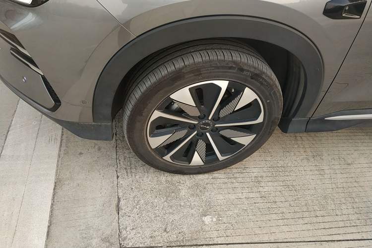 Used BYD Song PLUS New Energy 2025 DM-i 112KM Prestige Model
