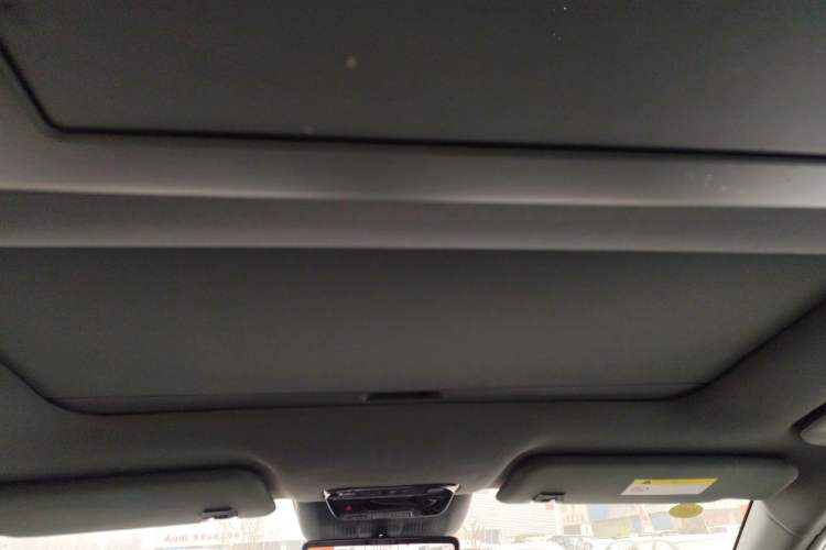 Used  eπ008 2024 210Max Range-Extended Version 6 Seats