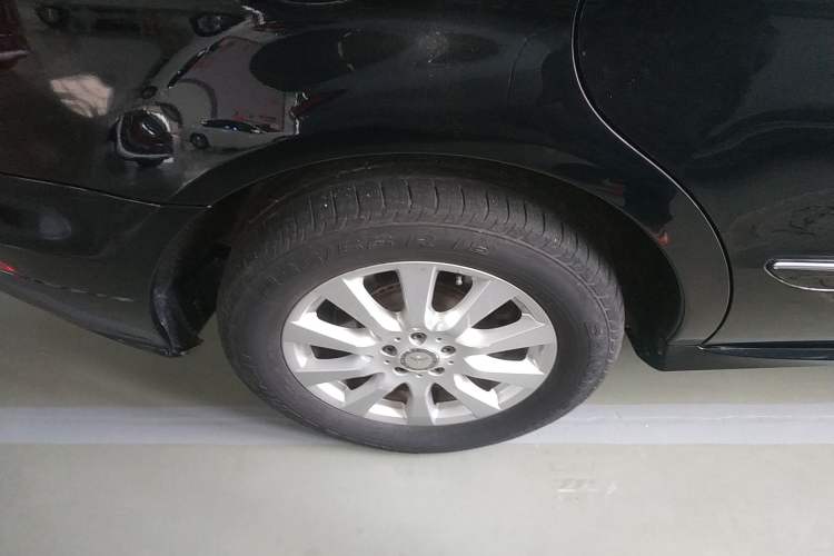 Used Mercedes-Benz R-Class 2014 R 320 4MATIC Business Model