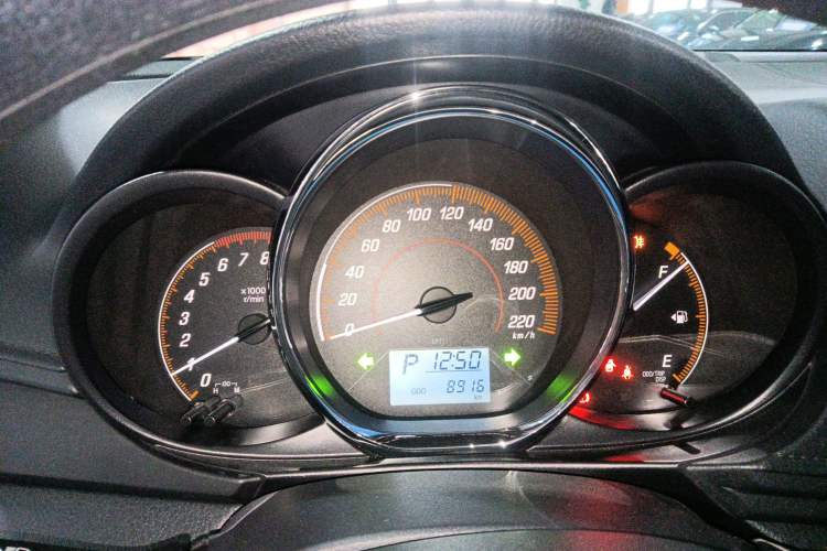 Used Toyota YARiS L 2020 X-Trail X 1.5L CVT Leading Edition
