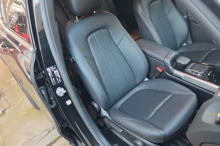 Used Mercedes-Benz GLB 2022 Second Facelift GLB 200 Fashion Edition
