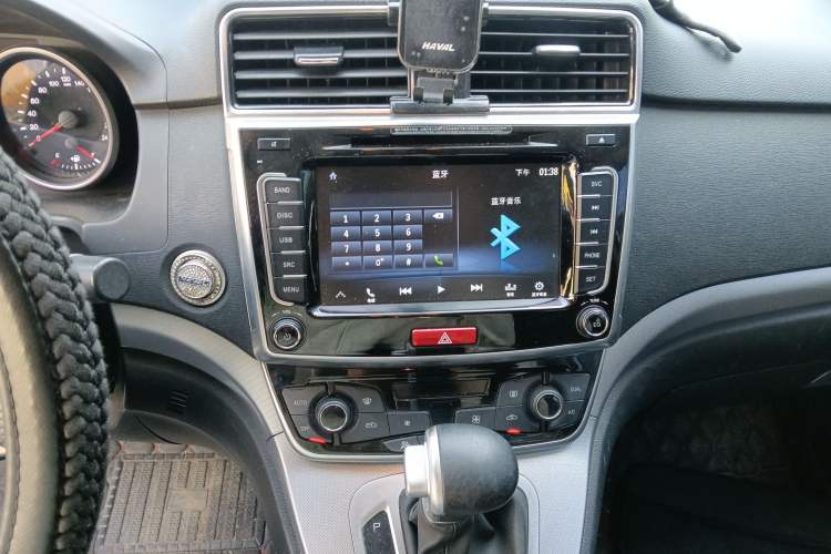 Used Haval M6 2018 Revised Version 1.5T DCT Two-Wheel Drive Elite Edition