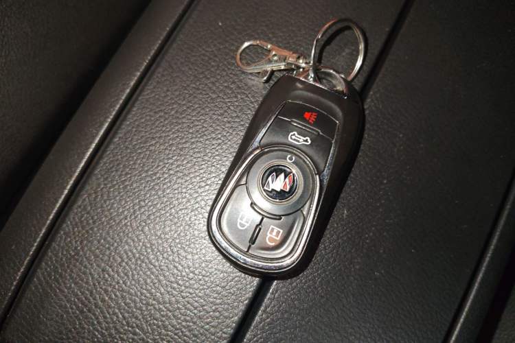 Used Buick GL8 2021 Land Cruiser Executive Class 652T Luxury Model
