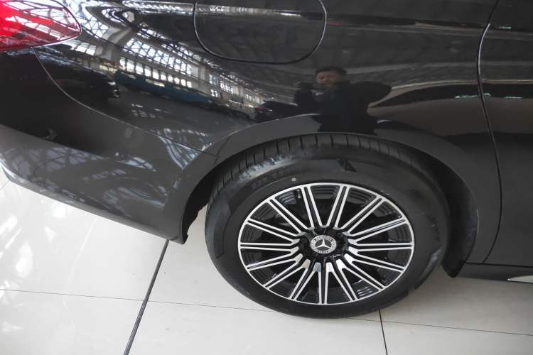 Used Mercedes-Benz E-Class 2025 E 260 L