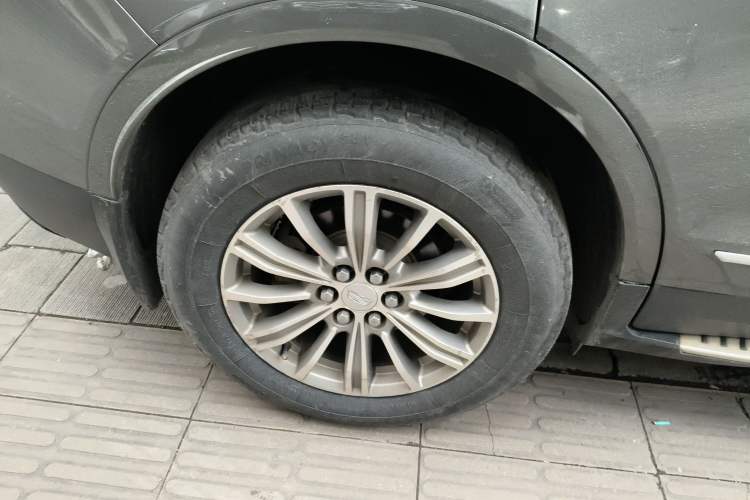 Used Cadillac XT5 2018 25T Luxury Model