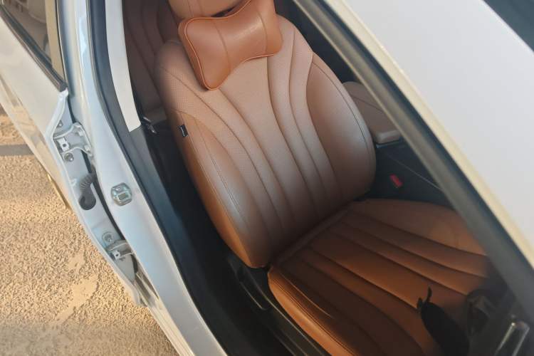 Used BAIC Beijing U7 2019 1.5T CVT New Smart Version China V
