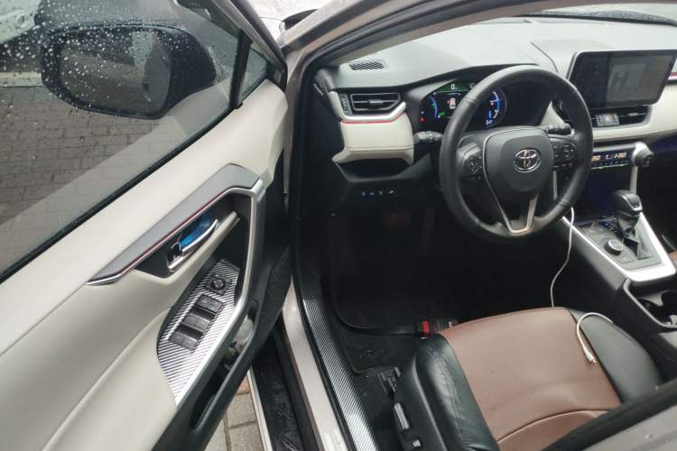 Used Toyota RAV4 2020 Dual-Engine 2.5L E-CVT Four-Wheel Drive Elite Edition
