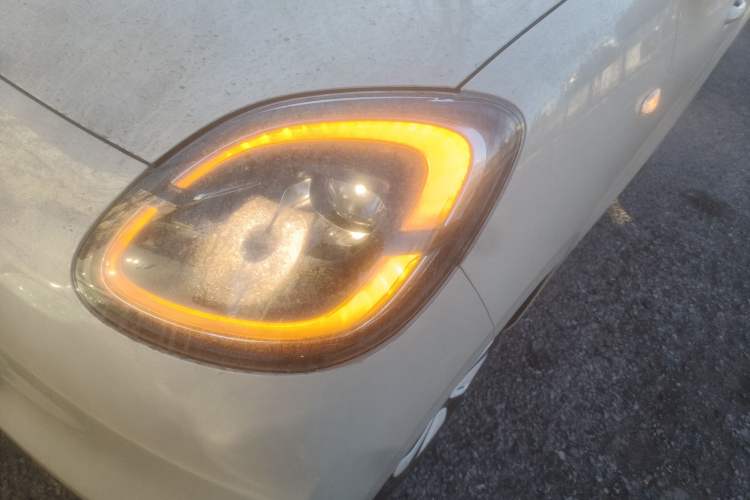 Used Wuling Hongguang MINIEV 2025 Four-Door Version Advanced Edition
