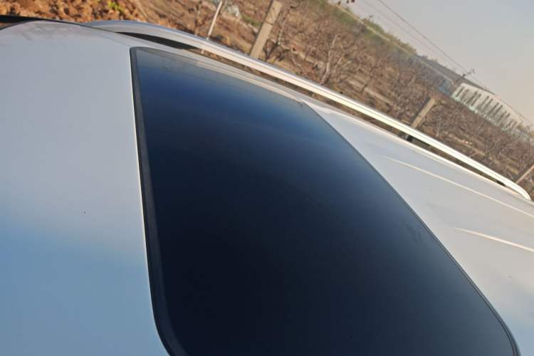 Used Baojun 730 2017 1.5T Manual Prestige Version 7 Seats