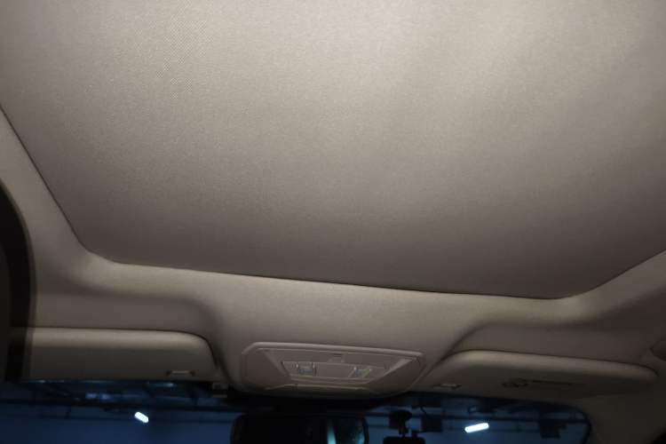 Used Ford Kuga 2017 EcoBoost 180 Two-Wheel-Drive Tiger Leap Model