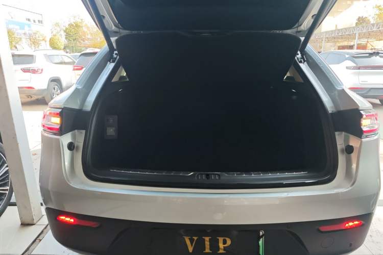 Used Hima AITO M5 2022 Extended-Range Four-Wheel Drive Performance Version
