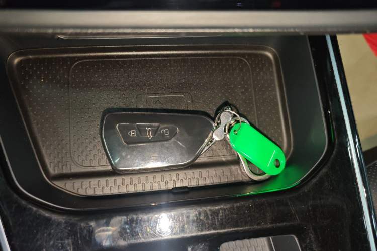 Used Volkswagen Lamando 2023 Lavida L 280TSI DSG Cool & Spicy Edition