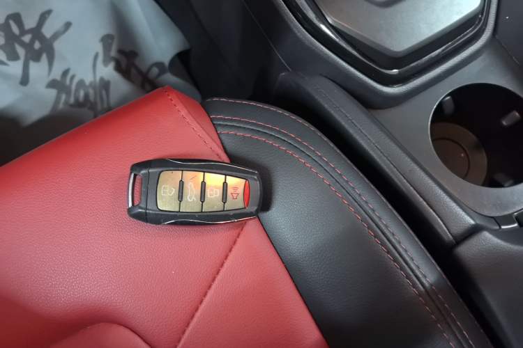 Used Haval H2s 2017 Red-Label 1.5T Dual-Clutch Elite Model
