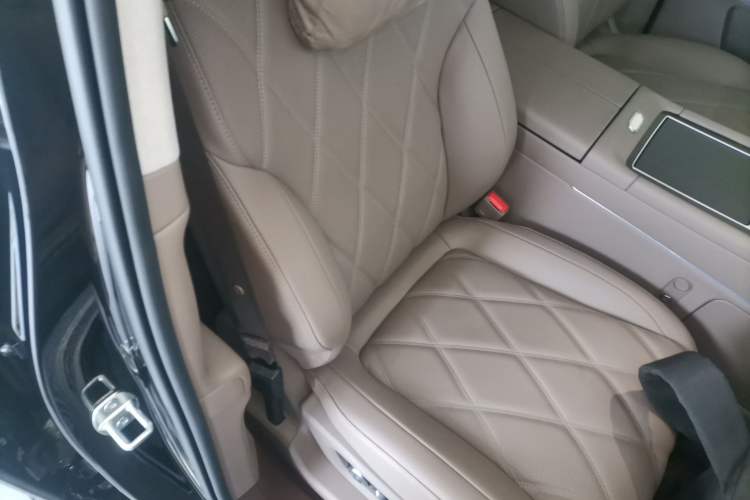 Used Hima AITO M9 2025 Extended-Range Ultra Version 52 kWh 5-Seater Edition