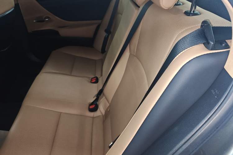 Used Lexus ES 2023 200 Excellence Edition
