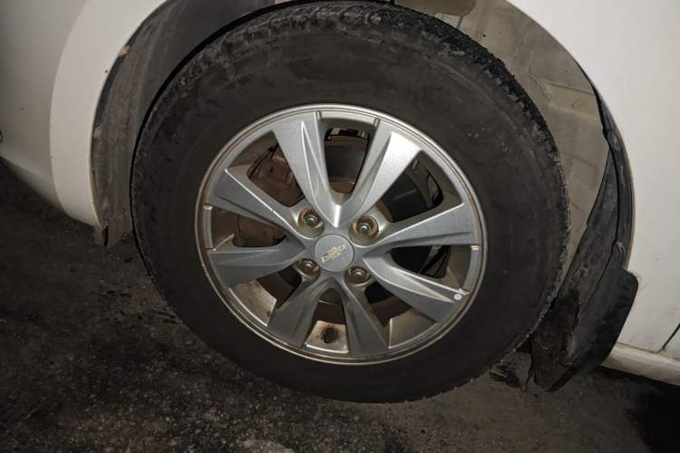 Used Chevrolet Sail 2015 Sail 3 1.5L Manual Happiness Edition
