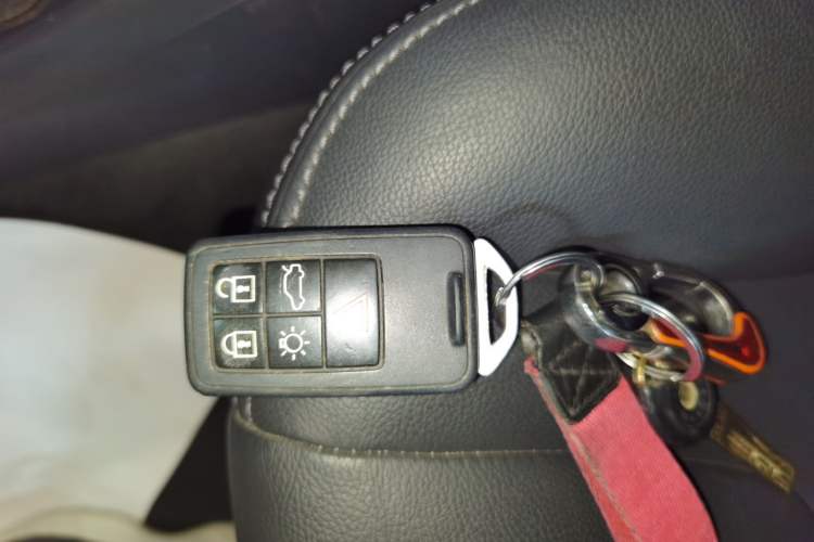 Used Volvo XC60 2017 T5 Smart Upgrade Edition