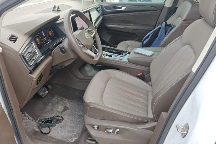 Used Volkswagen Viloran 2024 330TSI Luxury Edition