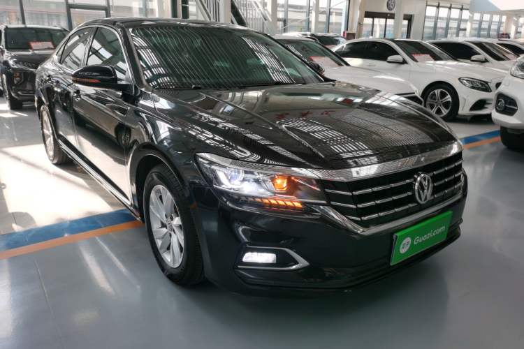Used Volkswagen Passat 2019 280TSI Business Edition China VI

