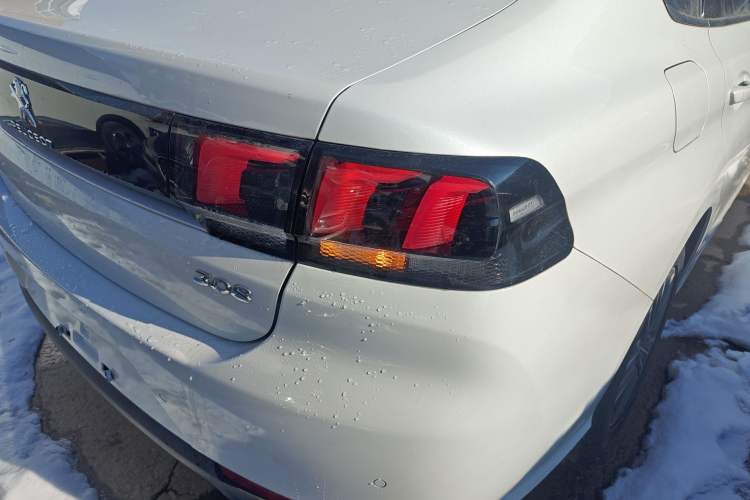 Used Peugeot 308 2016 1.6L Automatic Luxury Edition
