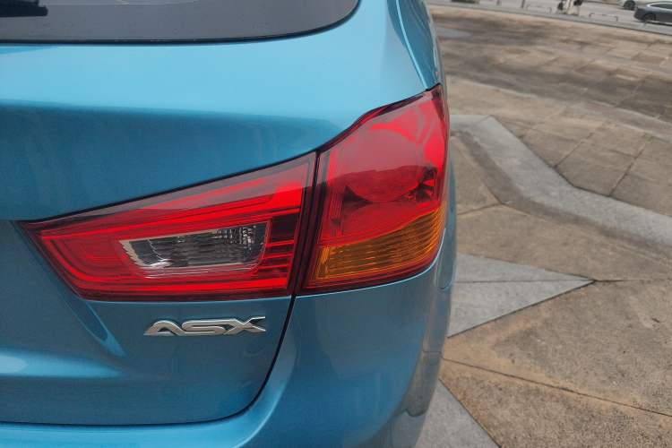 Used Mitsubishi ASX 2013 2.0L CVT Two-Wheel Drive Elite Edition
