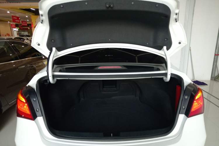 Used Hyundai Mistra 2016 1.6T Automatic Smart GLS
