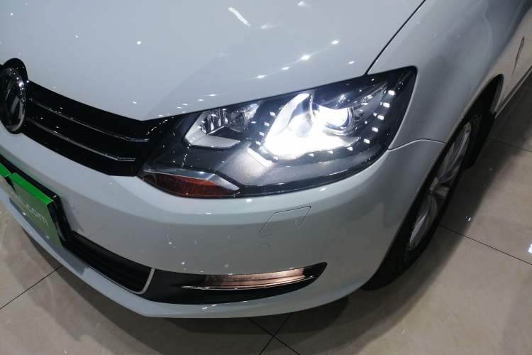 Used Volkswagen Sharan 2016 380TSI Luxury 7-Seater
