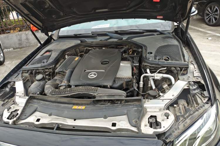 Used Mercedes-Benz E-Class 2019 E 300 L Sporty and Stylish Model
