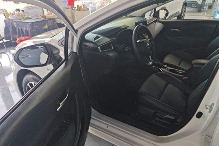 Used Toyota Levin 2023 Smart Electric Hybrid Dual-Engine 1.8L Leading Edition
