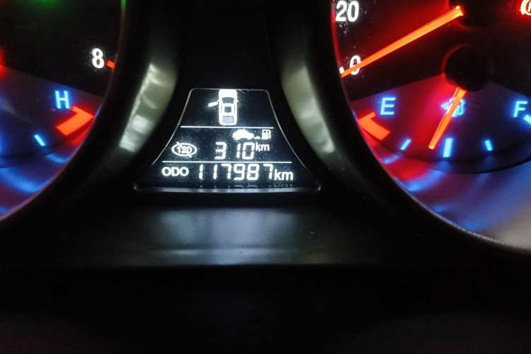 Used Geely Auto GX7 2015 Classic Edition 1.8L Manual New Urban Upgrade Version China V Standard
