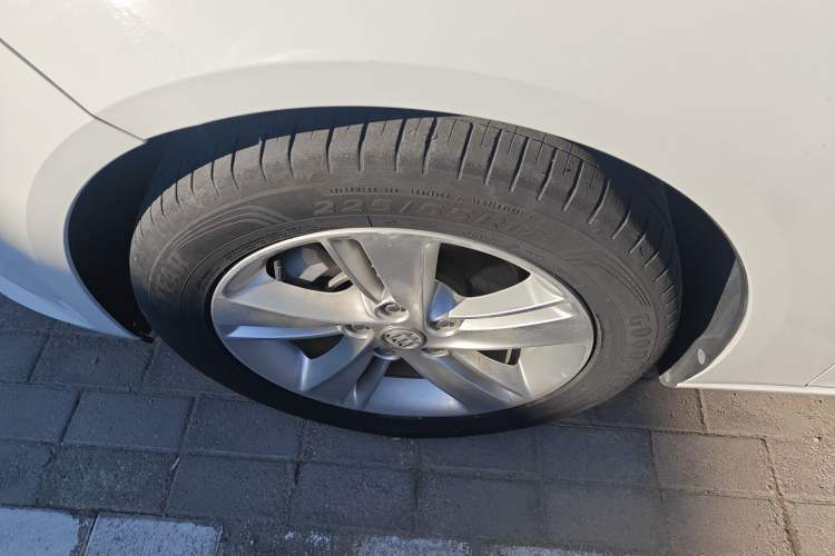 Used Buick Regal 2019 20T Elite Version China VI Standard
