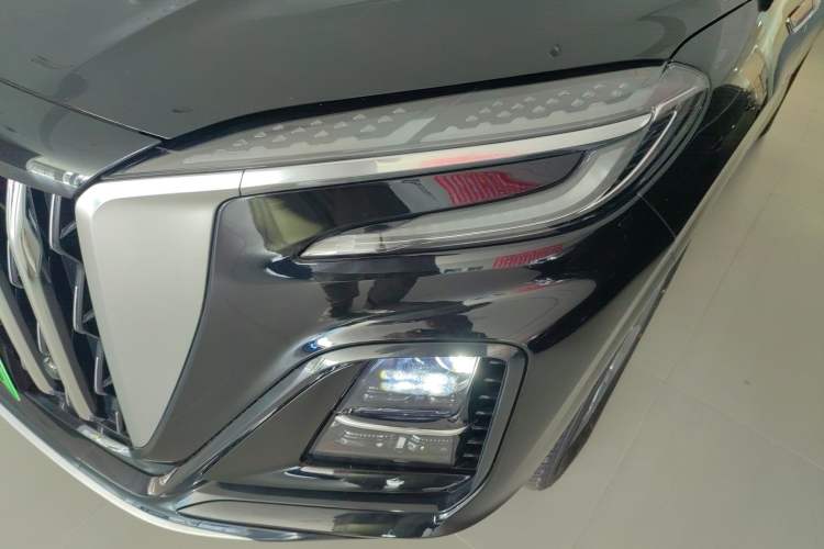 Used Hongqi HS3 PHEV 2024 PHEV 115km Jingwei Edition
