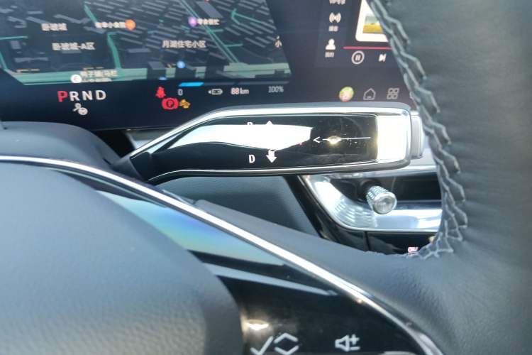 Used Cadillac LYRIQ 2022 Four-Wheel-Drive High-Performance Deluxe Edition
