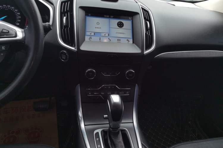 Used Ford Edge 2018 EcoBoost 245 Two-Wheel-Drive Titanium 7-Seater China V Standard
