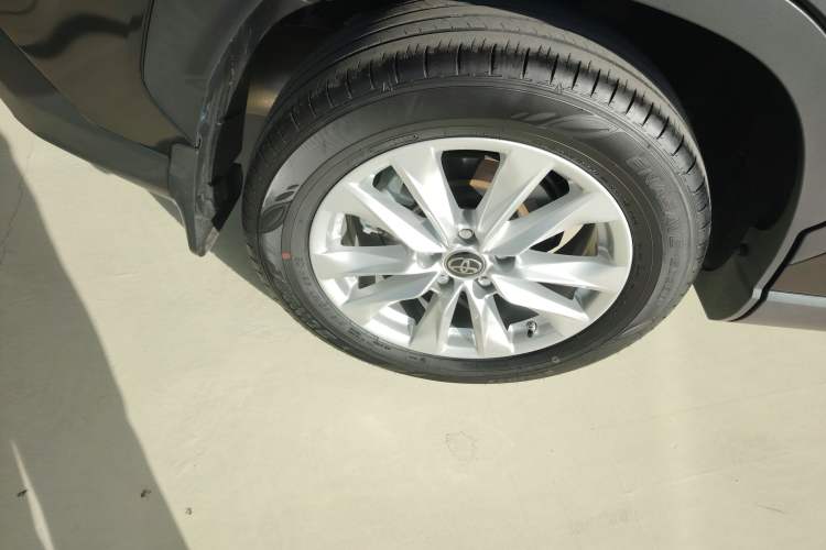 Used Toyota Corolla Cross 2023 2.0L Pioneer Edition
