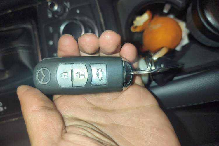 Used Mazda Mazda 3 Axela 2017 Sedan 1.5L Automatic Luxury Model China VI Standard
