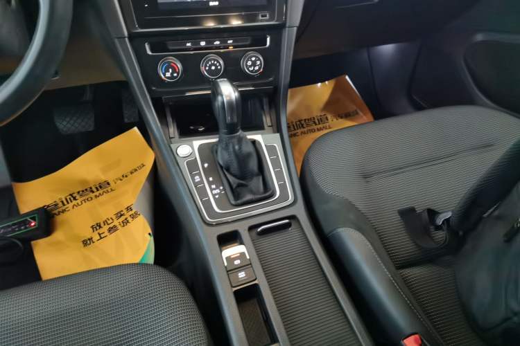 Used Volkswagen Golf 2020 Zhiai Edition 280TSI DSG Comfort Model
