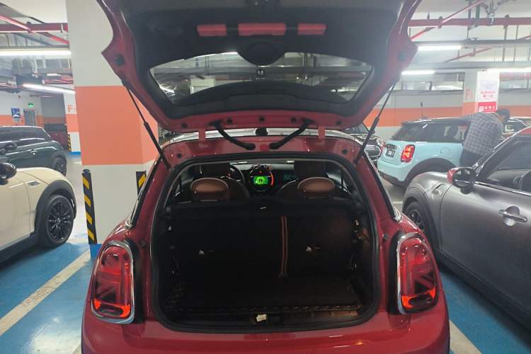 Used  MINI 2019 1.5T COOPER Artist
