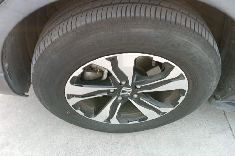 Used Honda CR-V 2017 240TURBO CVT Front-Wheel Drive Fashion Edition