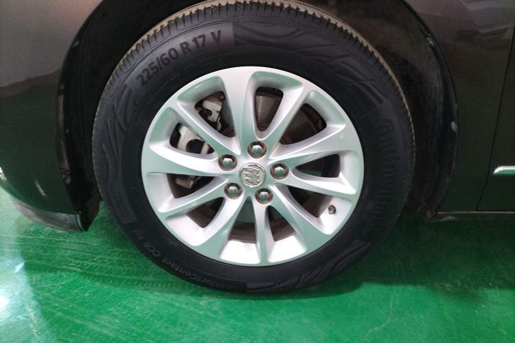 Used Buick GL8 2018 ES 28T Comfort Model China VI Standard