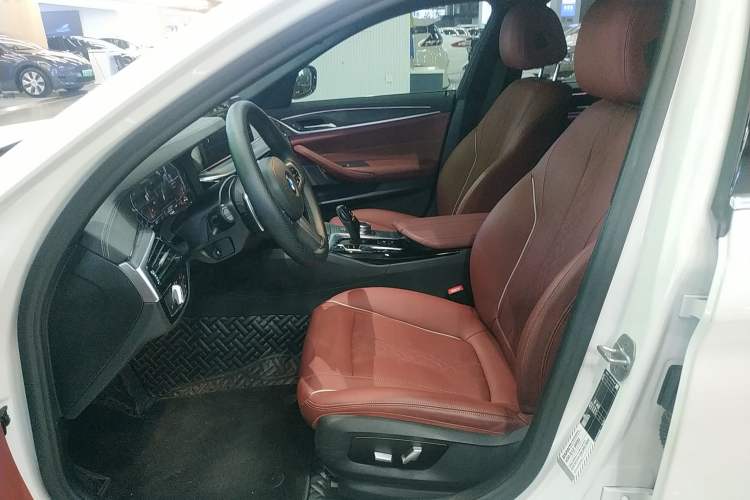 Used BMW 5 Series 2022 Restyled 530Li Leading Edition M Sport Package
