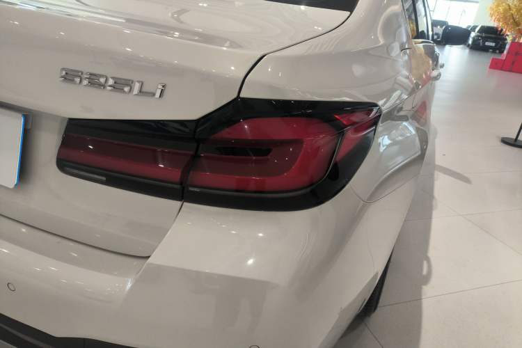 Used BMW 5 Series 2022 Second Facelift 525Li M Sport Package