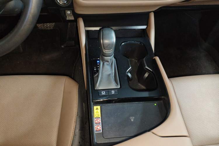 Used Lexus ES 2025 200 Premium Edition